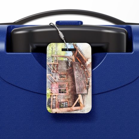 fort-wilderness-luggage-tag-on-suitcase